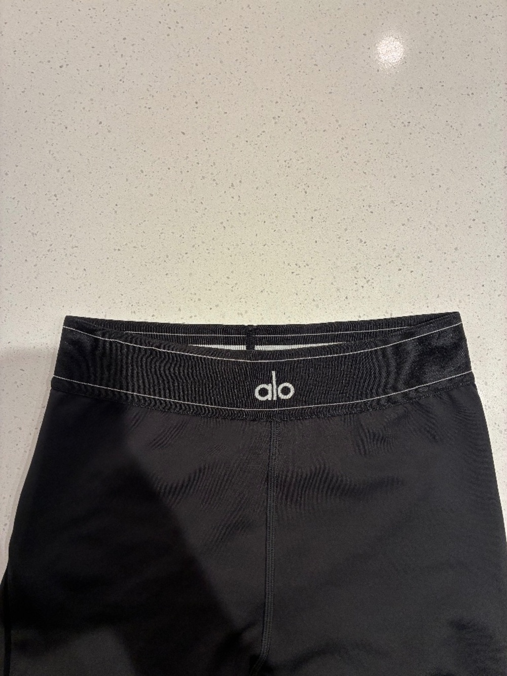RARE Alo Airlift High-Waist Suit Up Leggings